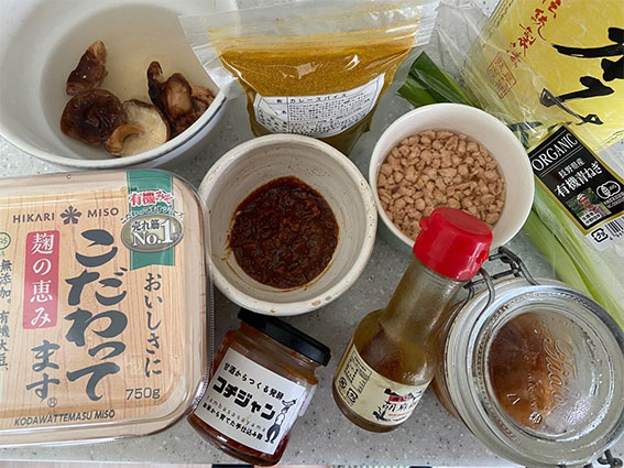 ジャージャー麺ソースの材料