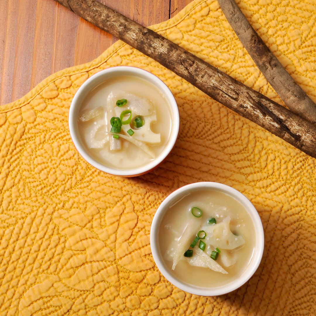 根菜と生姜の味噌クリームスープ