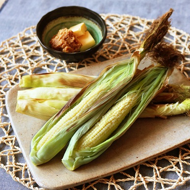 皮付きヤングコーンの味噌バター焼き