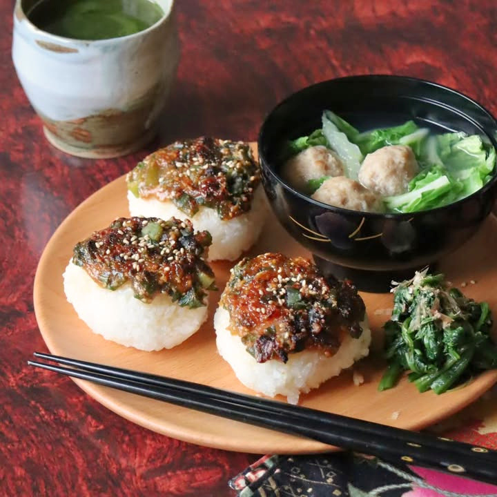 ねぎ味噌焼きおにぎり