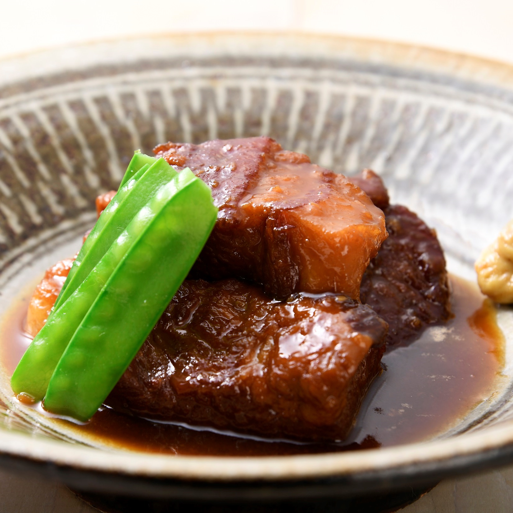 豚バラ肉の味噌煮込み